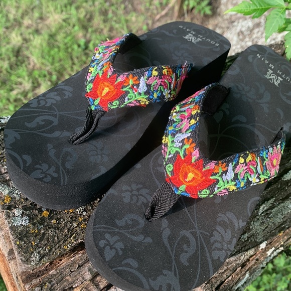 South Main Shoes - South Main Multicolored Floral Embroidered Flip Flop Sandals